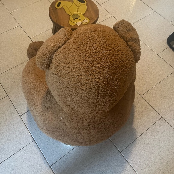 Plush Teddy bear bean bag chair and matching stool set - Picture 4 of 4